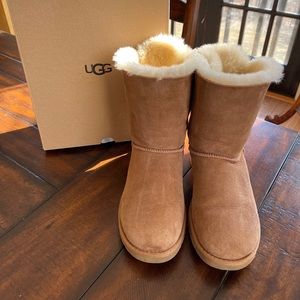 Authentic UGG Bailey Bow II Boots in Chestnut